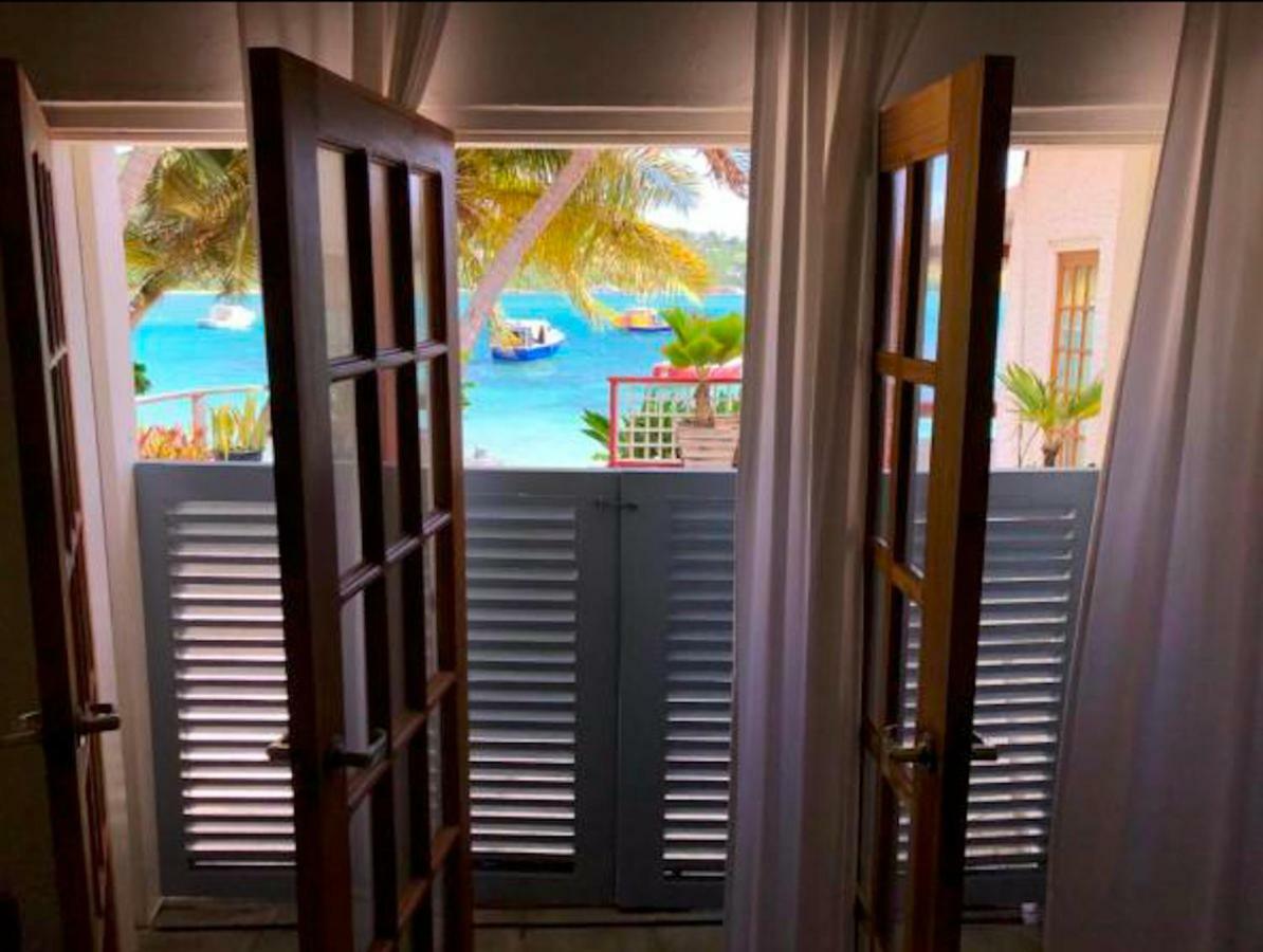 Bequia Beachfront Villa Hotel 弗兰德希普 外观 照片